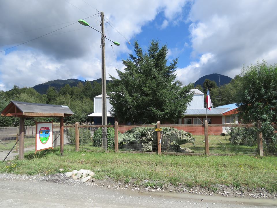 Escuela Rural Llonquen