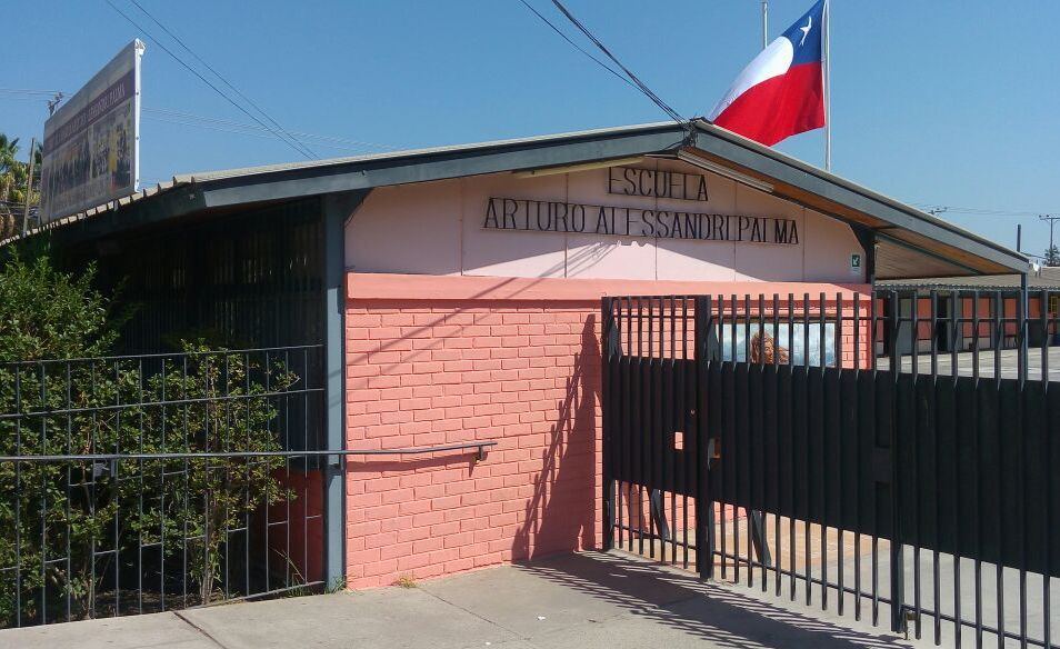 Escuela Básica Arturo Alessandri Palma