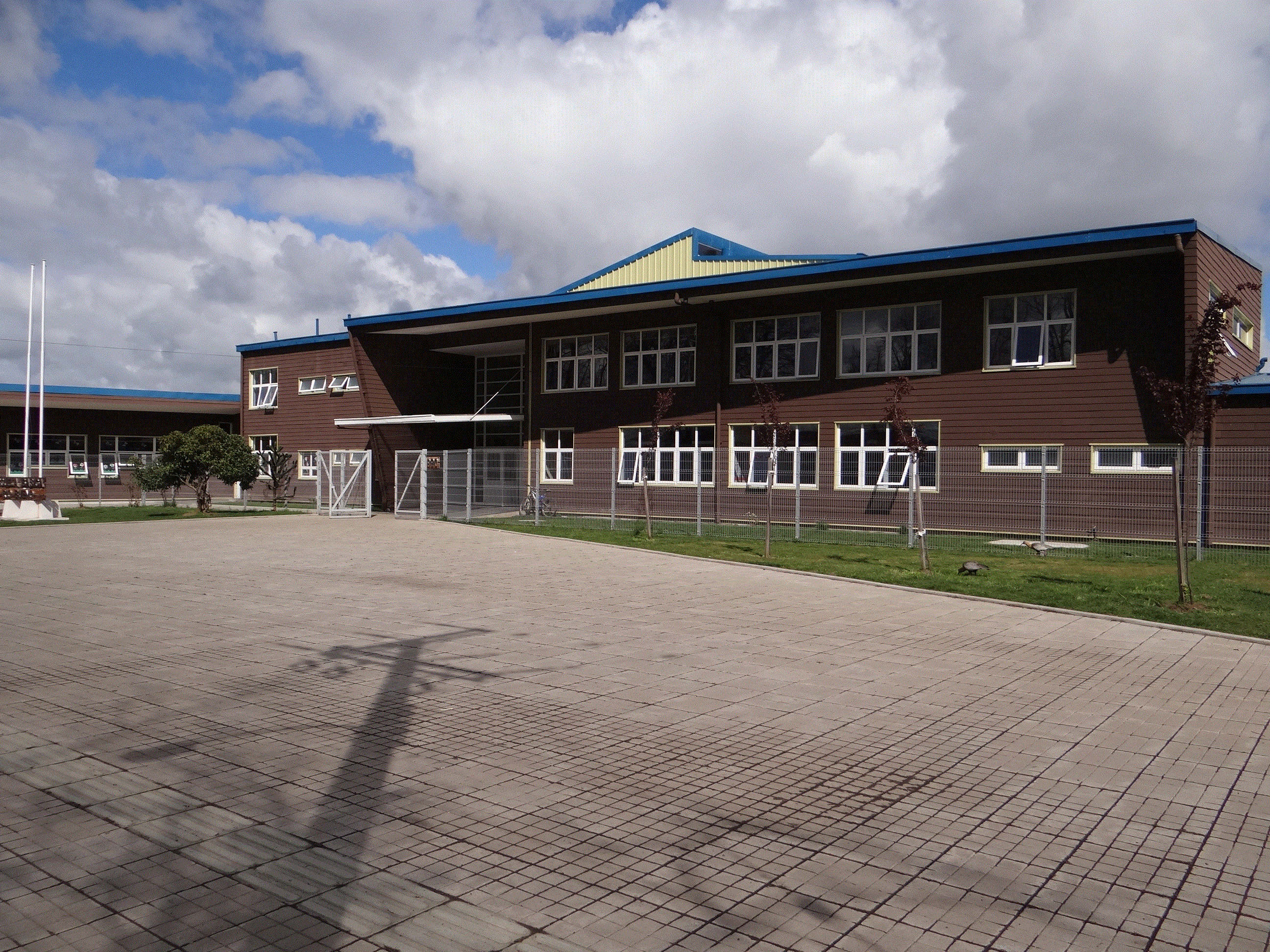 Escuela Basica Rio Bueno