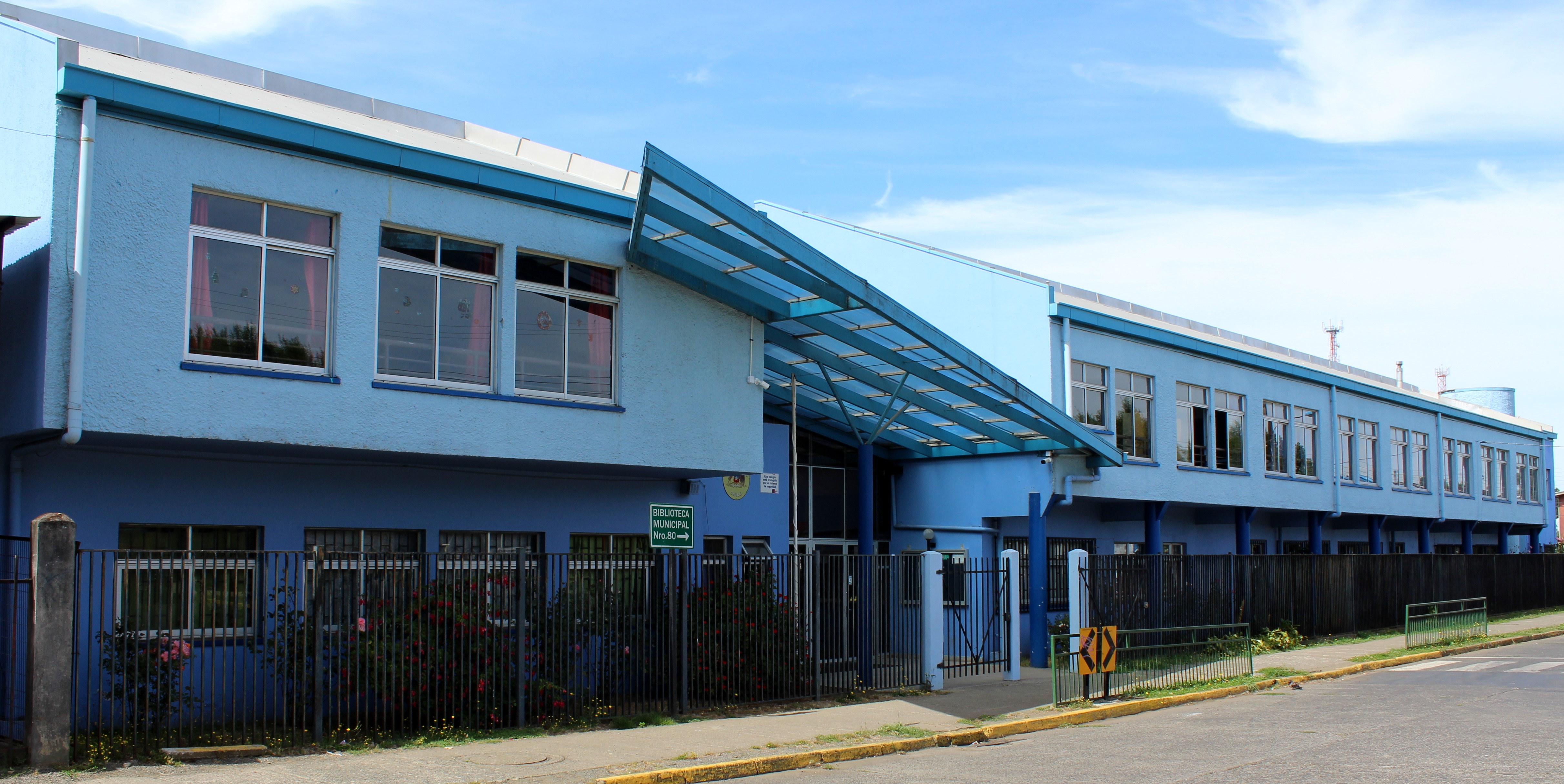 Escuela Garcia Hurtado De Mendoza