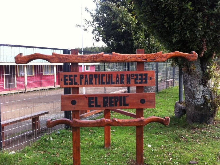 Escuela Particular N. 233 El Repil
