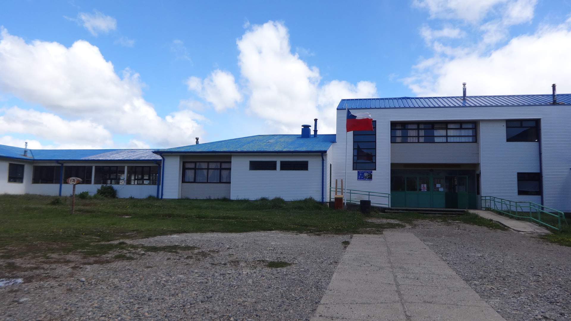 Escuela Rural Con Internado La Tapera