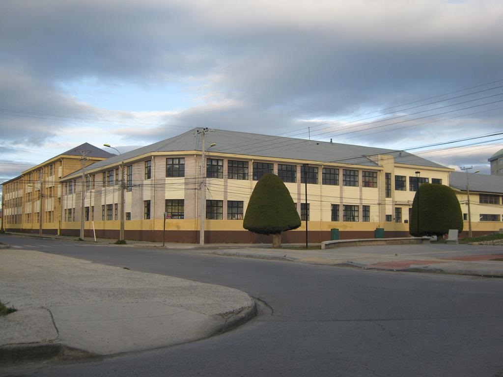Liceo Luis Alberto Barrera