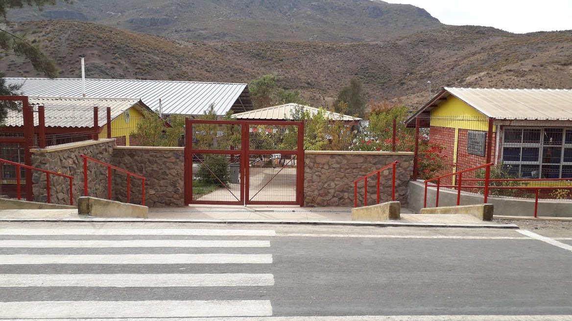 Escuela Basica Camilo Henriquez Gonzalez