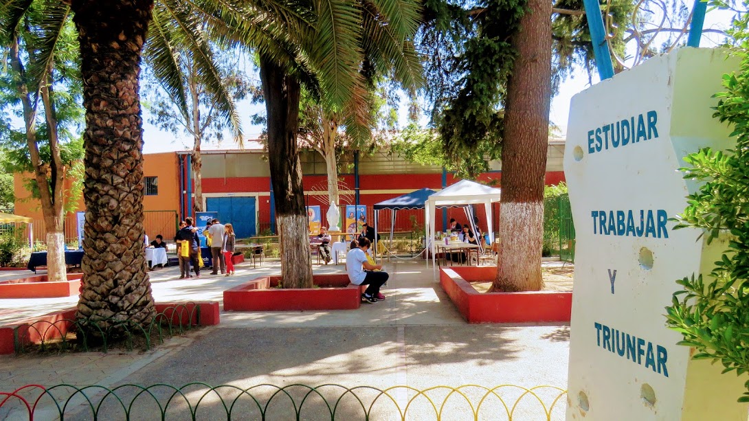 Escuela Particular Regina Mundi