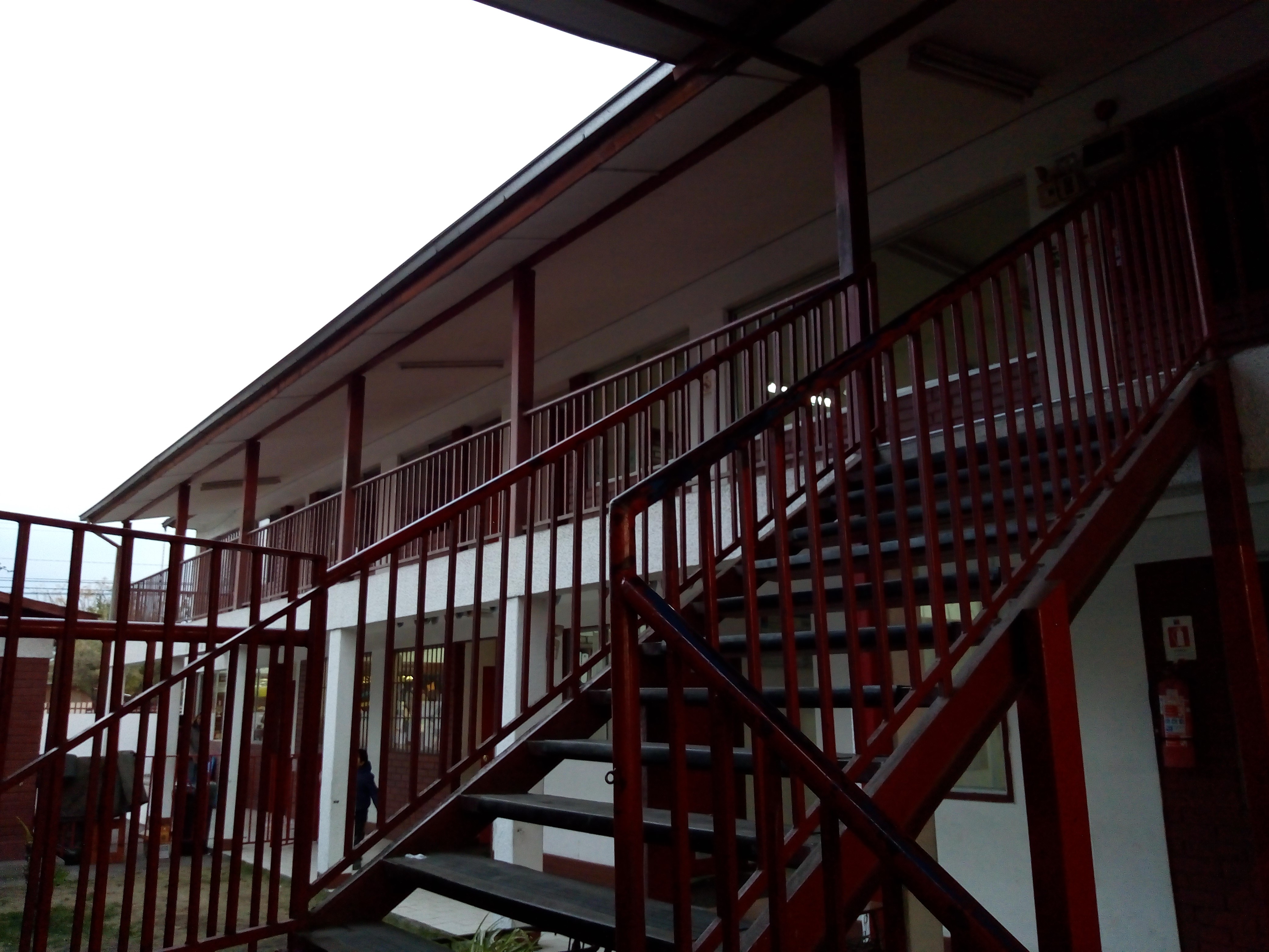 Escuela Part. John Paul School