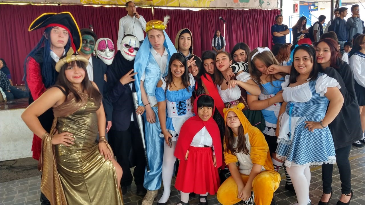 Liceo Comercial B-72