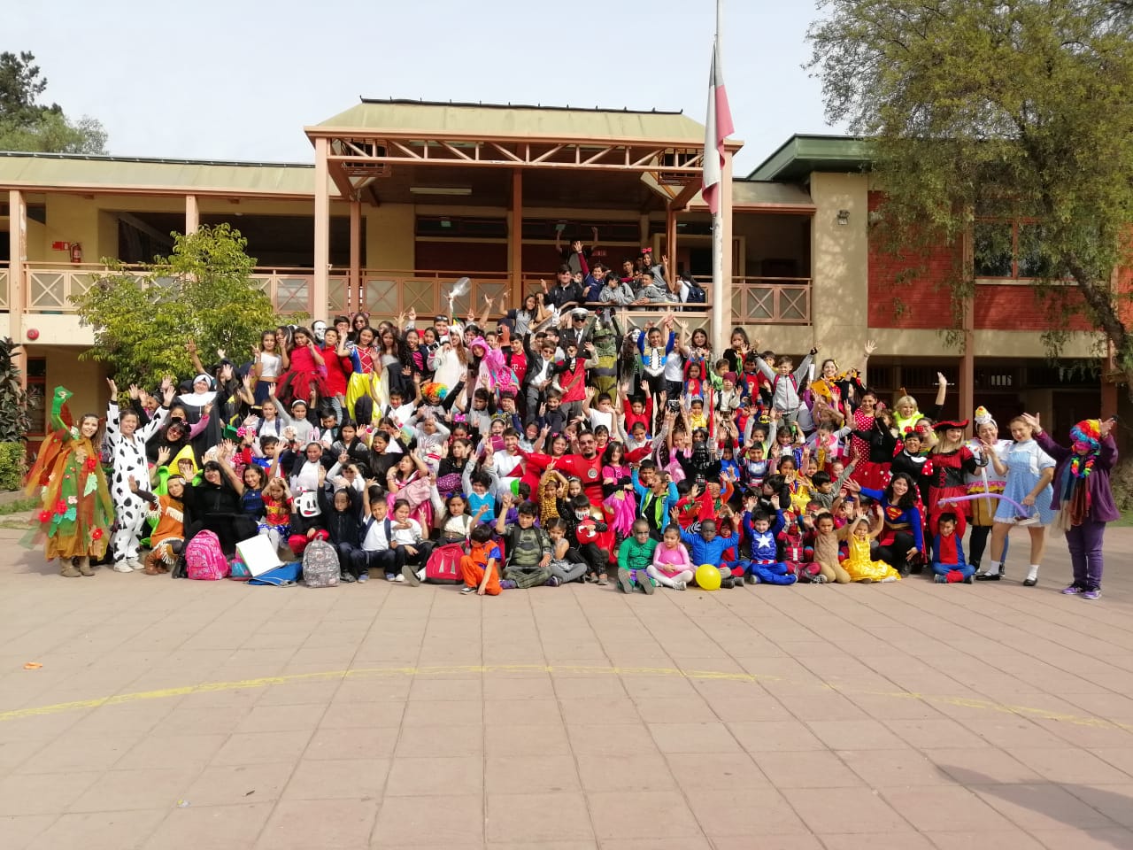 Escuela Basica Condores De Plata
